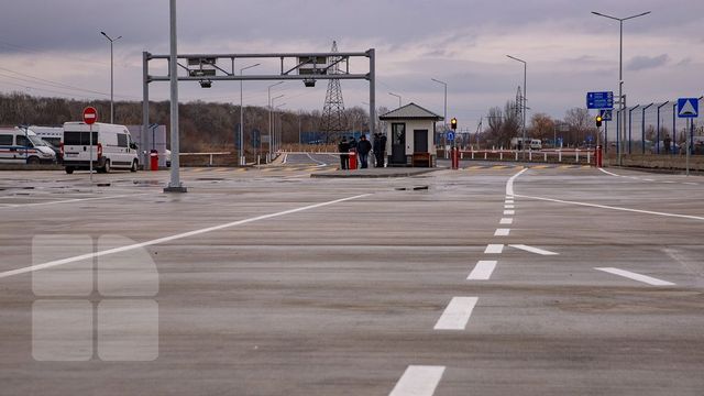 Застрявшие на несколько дней на польско-украинской границе молдаване добрались домой