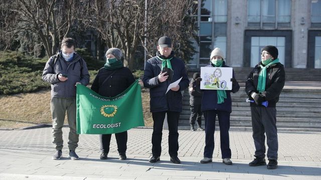Flashmob la Guvern. Se cere demisia ministrului Mediului Iuliana Cantaragiu