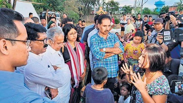 Manipur Governor visits relief camps, assures govt assistance to displaced people