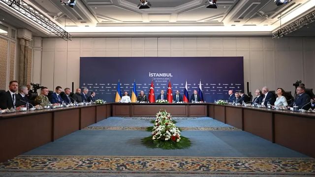Medinsky, deciso scambio di 1.200 prigionieri per parte con Kiev