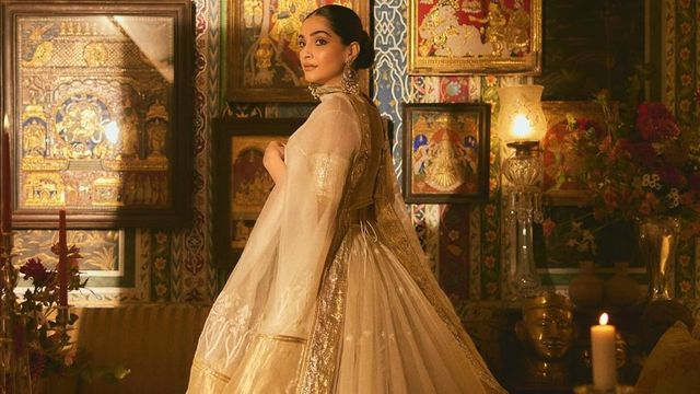After 16 Months, Sonam Feels Herself Again In A Dreamy White Lehenga