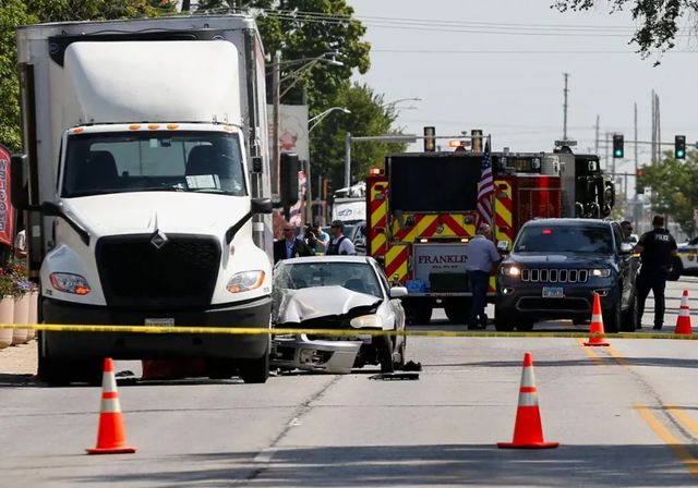 Un agente de extranjería mata a tiros a un inmigrante a la fuga en Chicago
