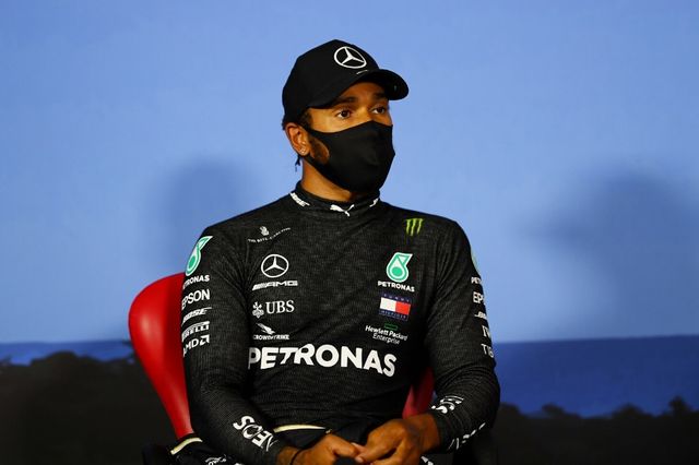 F1 champion Lewis Hamilton and 13 other drivers take a knee before Austrian opener