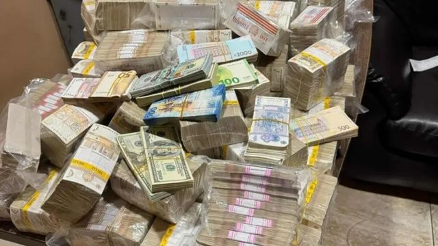 По всей стране проходят обыски по делу о незаконном финансировании политических партий
