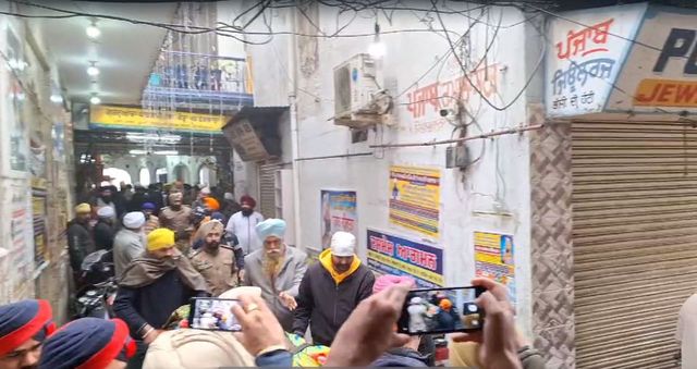 Nihang Sikh kills man over 'sacrilege' at gurdwara in Punjab