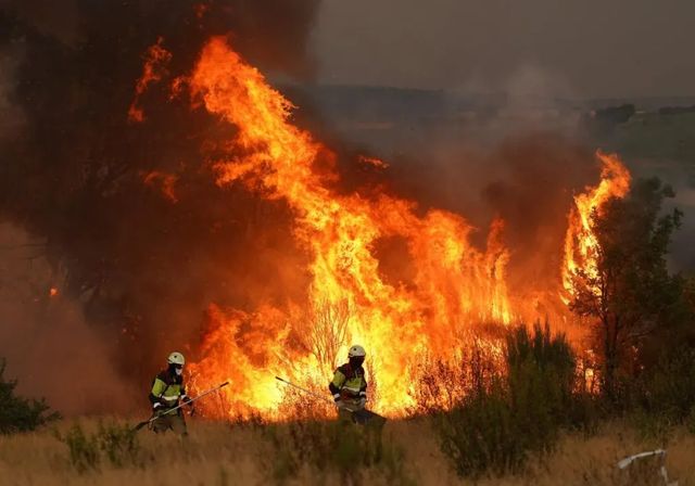 Así trabaja la UME con los incendios que asolan España