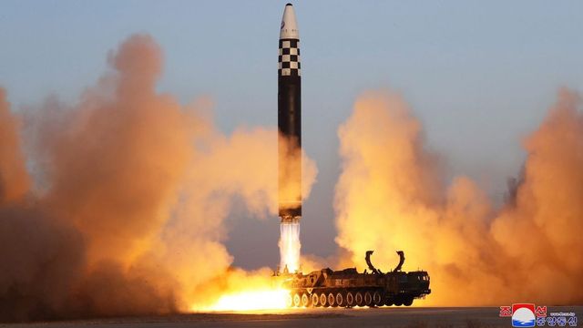 Észak-Korea ismét kilőtte a rakétát