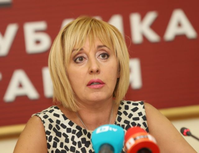 Манолова: Машинното гласуване доказа, че се крадат гласове