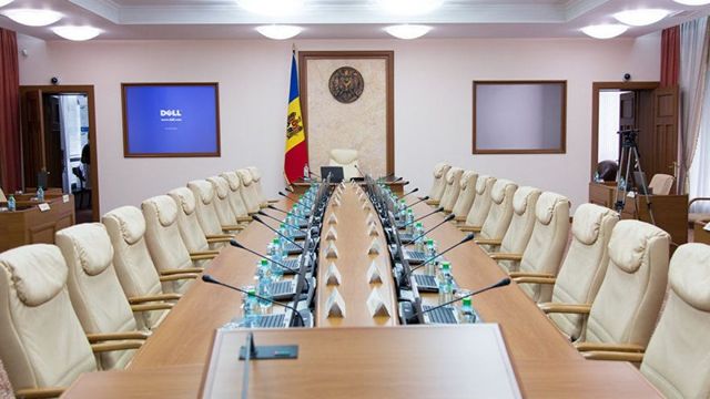 Guvernul alocă despăgubiri de 100 de milioane de lei pentru fermierii afectați de intemperii