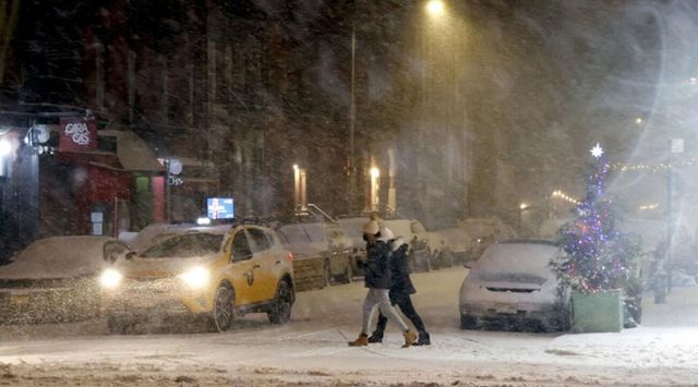 Usa: tempesta d'inverno, New York dichiara stato d'emergenza