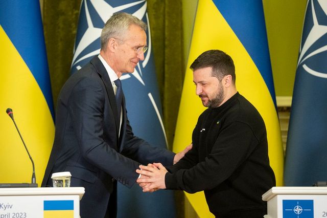 Stoltenberg a Kiev, vertice con Zelensky