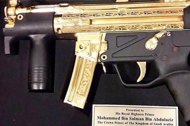 Pakistan gifts gold-plated assault rifle to Saudi Crown Prince