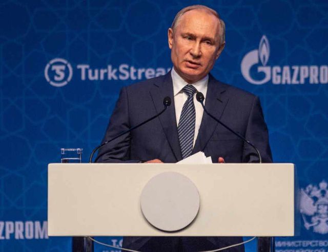 Референдумът за доживотния президентски мандат на Путин ще е на 1 юли
