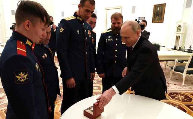 Putin a dat un decret care îi vizează pe mercenari