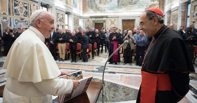 Papa Francesco non accetta le dimissioni del cardinale francese Barbarin, condannato per aver coperto la pedofilia