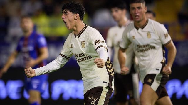 Muresan Muresan, el árbitro que sacó de quicio a El Molinón vuelve a escena