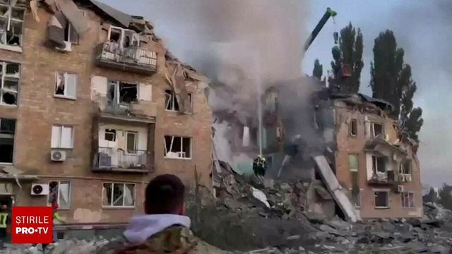 Atacul masiv cu drone și rachete al Rusiei asupra Ucrainei: un mort, zeci de răniți