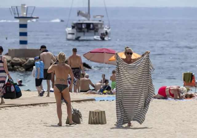 El turismo toca máximos con 45 millones de visitantes hasta junio que gastaron 60.000 millones