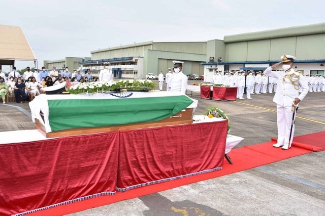 Commander Nishant Singh Killed in MiG-29K Crash Laid to Rest With Full Military Honours in Goa