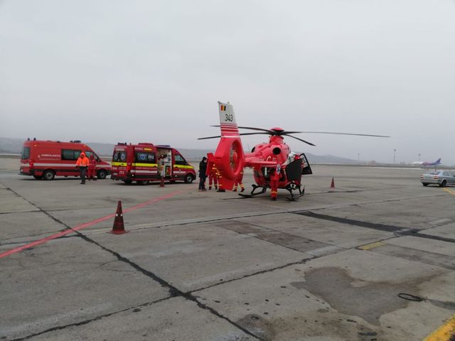 Un elicopter SMURD a avut probleme tehnice în zbor, după ce a lăsat un pacient, la Cluj