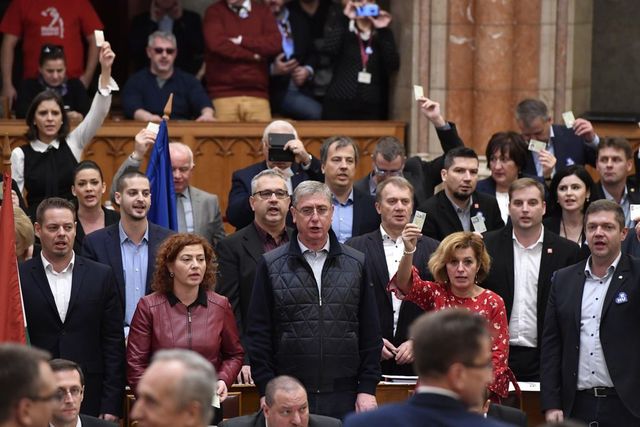 Fidesz: az ellenzék a családok ellen