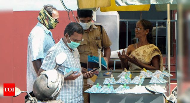 Kerala govt announces Rs 20,000 crore package amid coronavirus spread