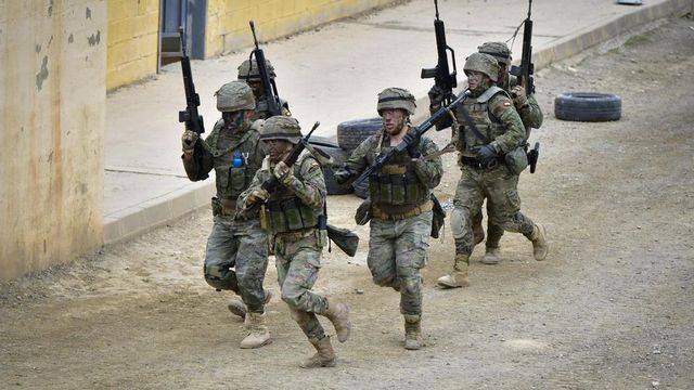 Un militar muerto y otro herido grave tras la deflagración de una granada en el campo de maniobras de Viator