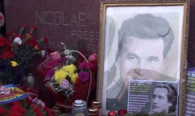 Aglomerație la mormântul lui Nicolae Ceaușescu. Se împlinesc 102 ani de la nașterea fostului președinte comunist