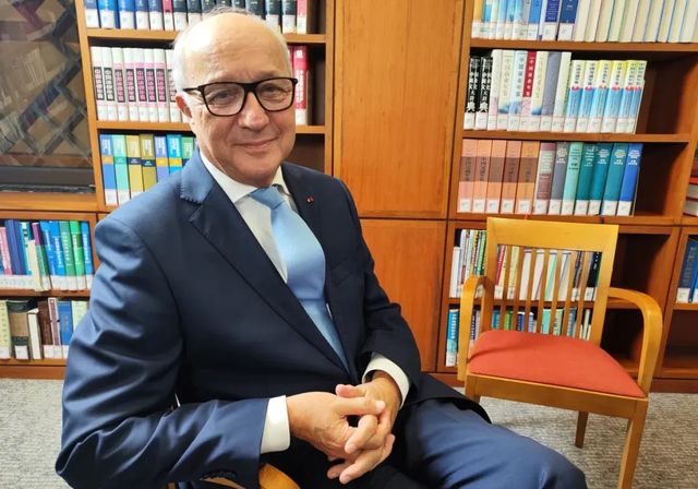 Laurent Fabius: «Actuar contra el cambio climático es más urgente y a la vez más complicado»