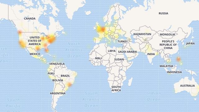 Facebook, WhatsApp e Instagram down, segnalazioni da vari Paesi