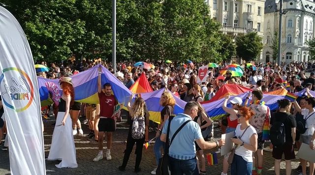 Circa 3.000 de persoane au participat la Marșul Cluj Pride