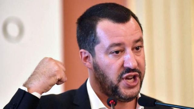 Migranti, Di Maio: Macron fa la morale ma sfrutta lʼAfrica | Fattori-De Falco-Nugnes contro Salvini: adire a Corte Ue