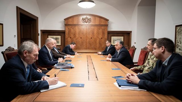 Ukrajna miatt még ma összeül a Védelmi Tanács