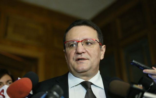 Iohannis l-a numit pe George Maior ambasador al României și în Yemen
