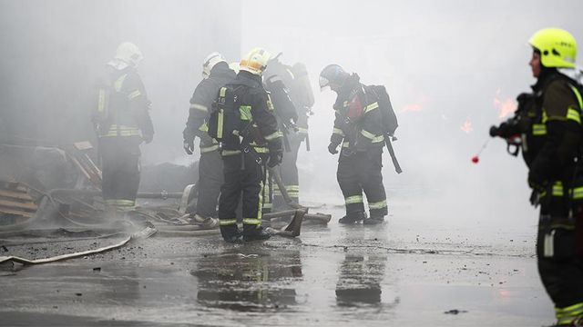 На складе с бытовой химией в Люберцах произошел пожар