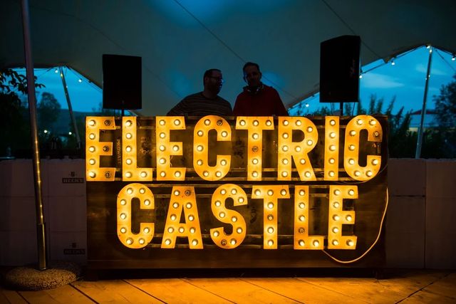 Electric Castle se pregătește de festival. Cine sunt artiștii așteptați la Bonțida în 2021