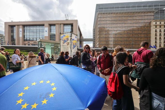 Fitto a Bruxelles per il Pnrr, 'incontro molto positivo'