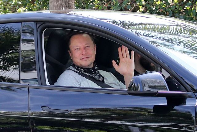 Recep Tayyip Erdogan îi cere lui Elon Musk, la New York, să deschidă o fabrică Tesla în Turcia