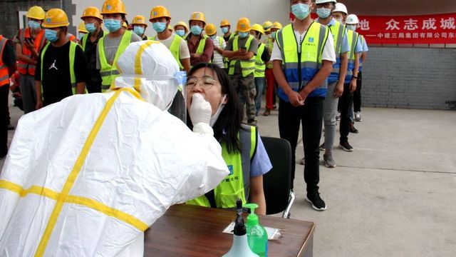 Echipa OMS care vrea să cerceteze originea pandemiei nu a primit toate autorizațiile din partea guvernului chinez pentru intrarea în țară
