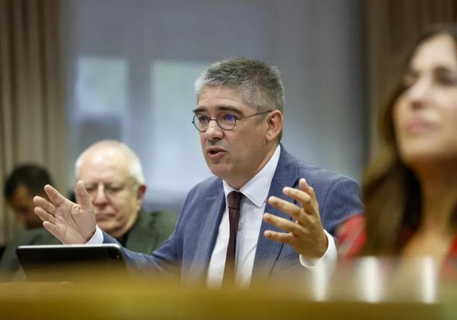 Bildu insinúa que hay una «persecución» contra Cerdán por su papel de interlocutor