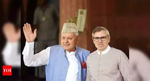 Farooq Abdullah, Son Omar In Court For Party Leaders Detained Since Aug 5