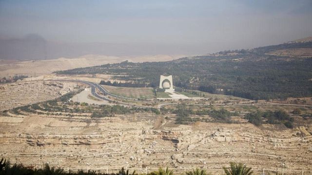 Israele attacca obiettivo vicino al palazzo presidenziale di Damasco