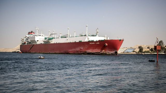 Japán hajók már nem használják a Vörös-tengeren átvezető útvonalat