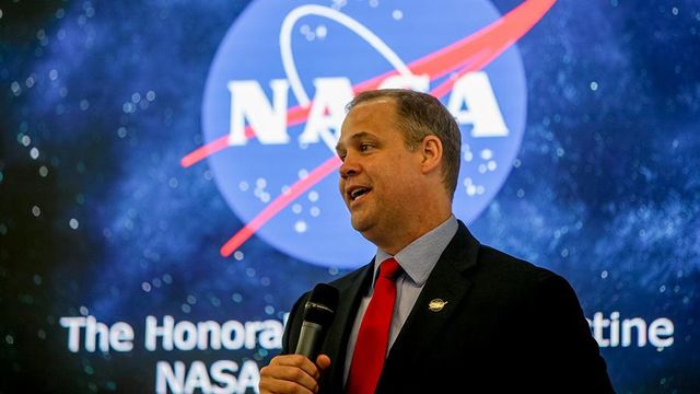 Глава NASA объяснил причины отсутствия американцев на Марсе и Луне