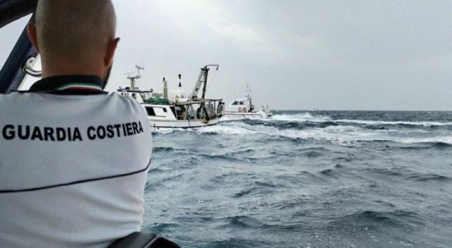 Sardegna: scontro peschereccio-traghetto, disperso un marinaio
