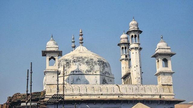 Supreme Court refuses to stop Hindu prayers in southern cellar of Gyanvapi mosque