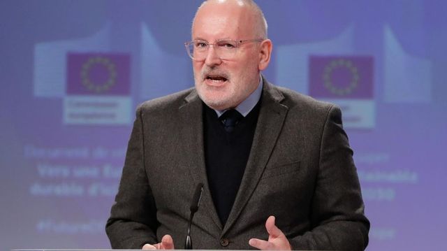 Lemondott az Európai Bizottság ügyvezető alelnöke