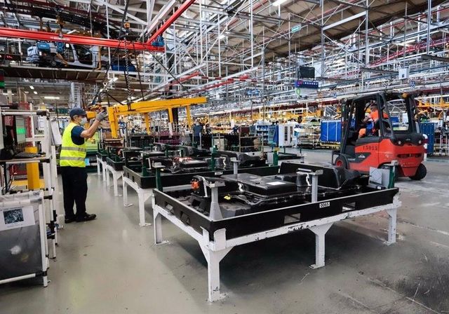 La producción industrial en Canarias sube un 3,7% en marzo