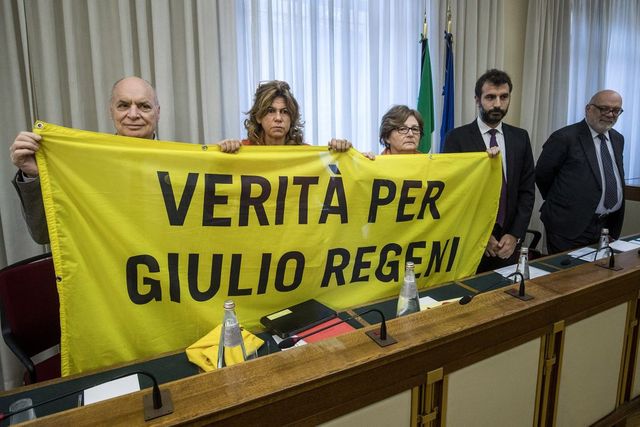Giulio Regeni, mamma Paola attacca Di Maio: «Chi entra nei palazzi cambia, questo è una vergogna»