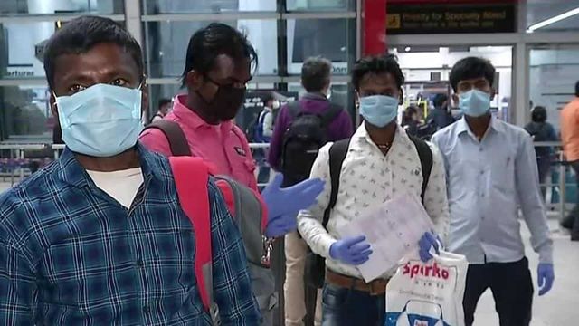 Delhi farmer buys plane tickets to send 10 workers to their homes in Bihar